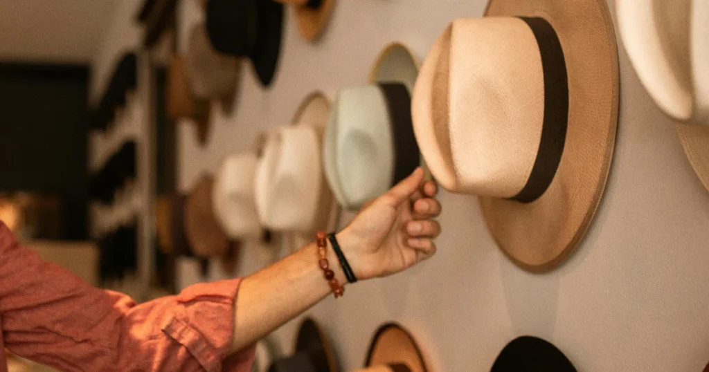 Paras hattuhylly testi