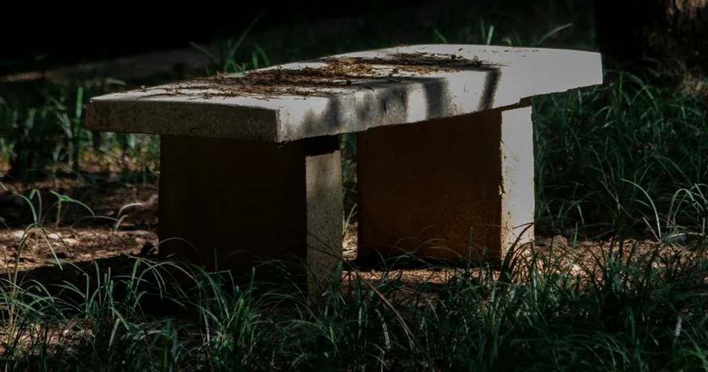 Paras puutarhapenkki testi