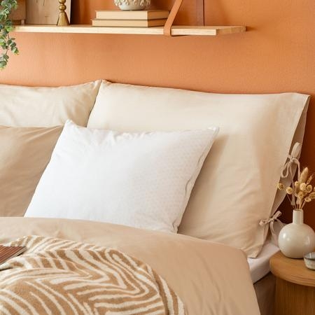 Unia Venla viileä tyyny 50x60 cm valkoinen