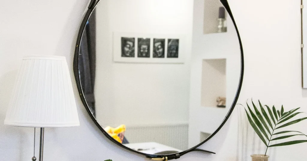 Paras pyöreä peili testi