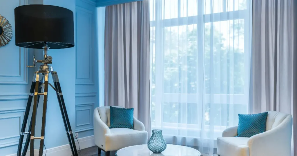 Paras lattiavalaisin kangasvarjostimella testi