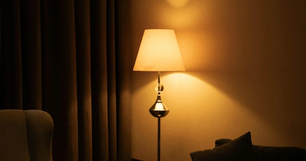 Paras lattiavalaisin testi